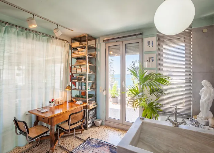 Urban Dream-away Loft - Down Town